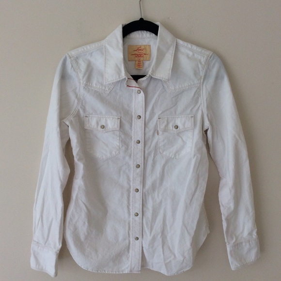 levis white button up shirt
